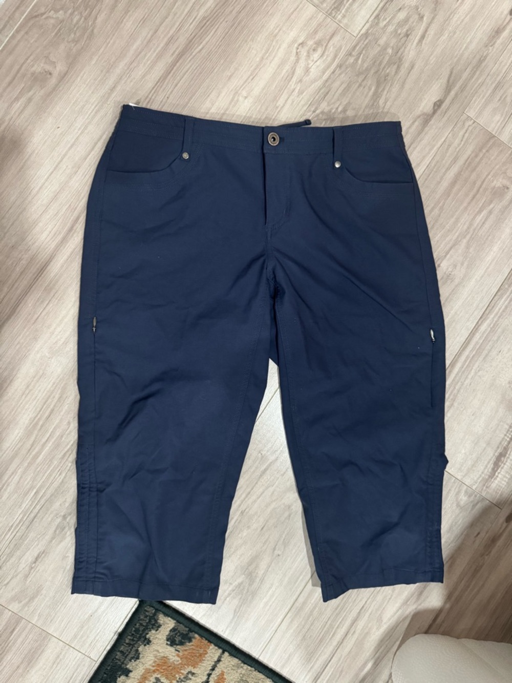 Kuhl Navy Cargo capri Pants for women